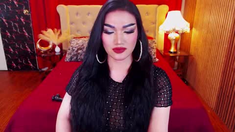 Snapshot of alurajhenson chatting on October 20, 2025, 9:37 pm Alura Jhenson online show from October 20, 2025, 9:37 pm