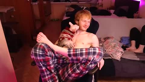 Snapshot of alvin__main chatting on February 9, 2025, 11:15 pm Alvin Puska -- online show from February 9, 2025, 11:15 pm