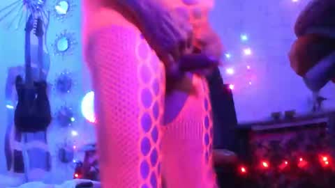 HoneyMelonGuy online show from September 19, 2025, 3:41 am