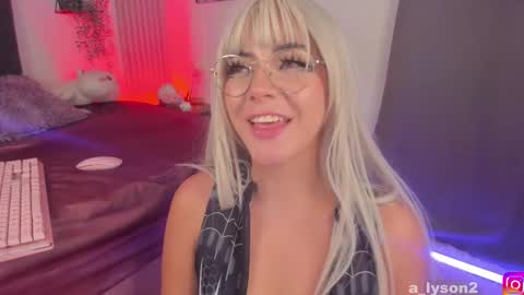 Im back 3 follow me on instagram  na misuan online show from February 10, 2025, 1:44 pm