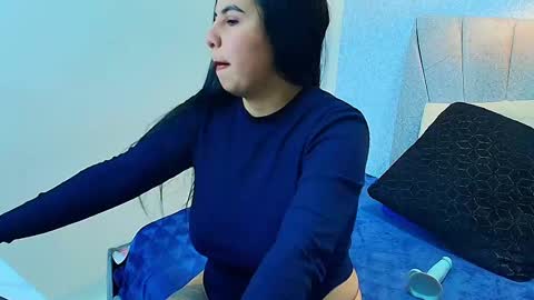 Snapshot of aly_smith_ chatting on September 16, 2025, 11:33 am A L Y online show from September 16, 2025, 11:33 am