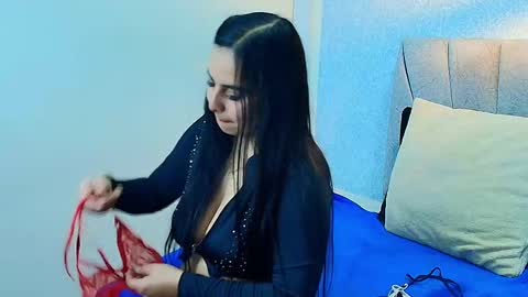 Snapshot of aly_smith_ chatting on September 23, 2025, 11:35 am A L Y online show from September 23, 2025, 11:35 am