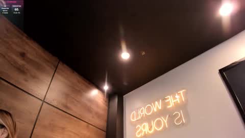 Alya online show from October 4, 2025, 10:46 am