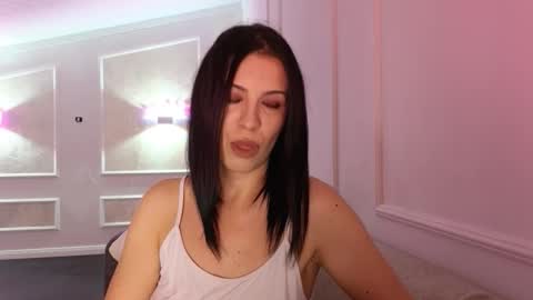 Snapshot of alyarei chatting on November 30, 2025, 6:12 pm alyarei online show from November 30, 2025, 6:12 pm