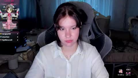 Snapshot of alyaska_yang chatting on June 30, 2026, 4:52 pm alyaska_yang online show from June 30, 2026, 4:52 pm