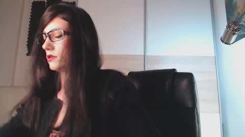 Snapshot of alycetn chatting on December 13, 2024, 2:27 pm Alice online show from December 13, 2024, 2:27 pm