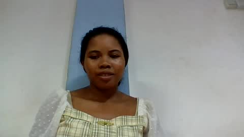 alydie7 online show from June 13, 2026, 6:28 pm