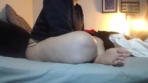 Alyn Maria online show from September 28, 2025, 3:34 am