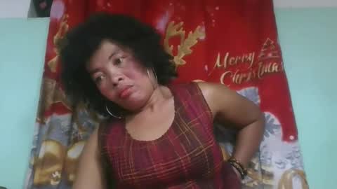 alypierette online show from November 30, 2025, 7:07 pm