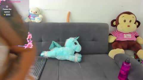 Snapshot of alysa_magic chatting on January 24, 2025, 8:11 pm alysa magic online show from January 24, 2025, 8:11 pm