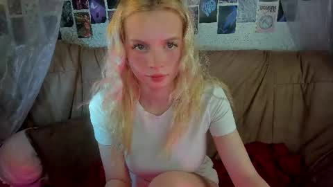 Snapshot of alysameow chatting on July 15, 2026, 5:18 pm Alysa 7GMT online show from July 15, 2026, 5:18 pm
