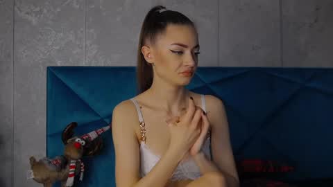 Alyse online show from January 26, 2025, 6:06 pm