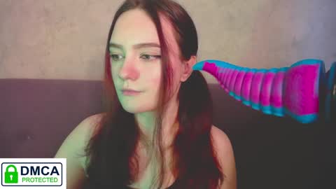 Alyssa online show from December 18, 2024, 10:08 am