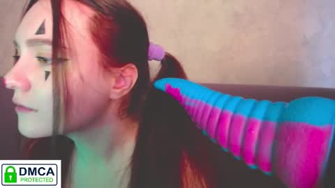 Alyssa online show from October 29, 2025, 9:44 am