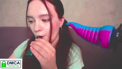 Alyssa online show from November 7, 2025, 5:46 pm