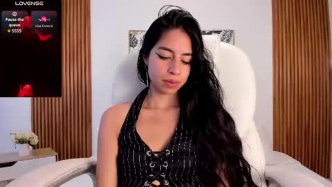 alyssabeauty_ online show from July 5, 2026, 7:10 pm