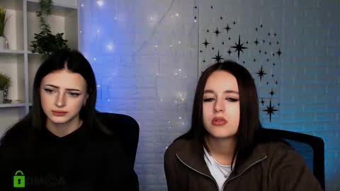 alyssamoan online show from November 20, 2025, 12:49 pm