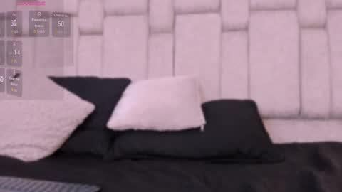 Alys online show from December 17, 2025, 4:02 pm