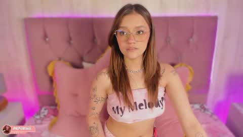 Alyy online show from April 10, 2026, 8:57 pm