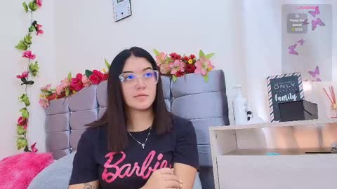 Snapshot of amabella_w chatting on May 22, 2026, 6:02 pm Isabella online show from May 22, 2026, 6:02 pm