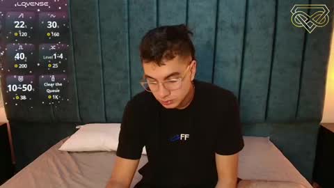 Amadeo Wild online show from December 21, 2024, 6:23 pm