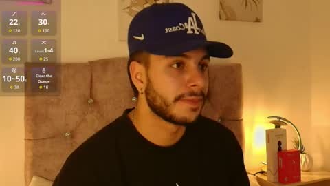 Snapshot of amadeo_wild chatting on May 13, 2026, 4:10 am Amadeo Wild online show from May 13, 2026, 4:10 am