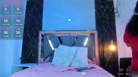 amaia_a online show from June 11, 2026, 7:45 pm