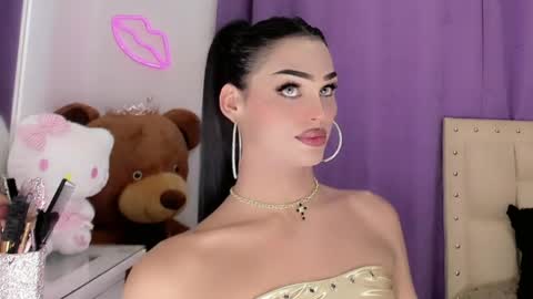 amal_baddel_ online show from May 15, 2026, 11:12 pm