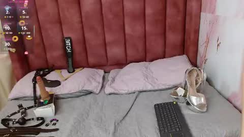 Snapshot of amalia__esterr chatting on June 24, 2026, 7:24 pm Hilary Ester online show from June 24, 2026, 7:24 pm