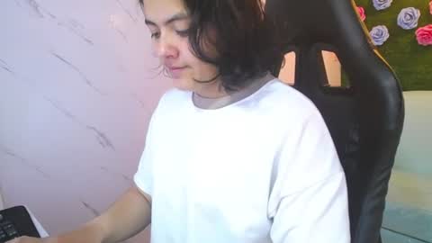 Snapshot of amalia_a chatting on July 16, 2026, 12:44 pm amalia_a online show from July 16, 2026, 12:44 pm