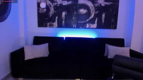 Snapshot of amalia_cruss chatting on October 29, 2025, 9:38 pm Amalia cruss online show from October 29, 2025, 9:38 pm