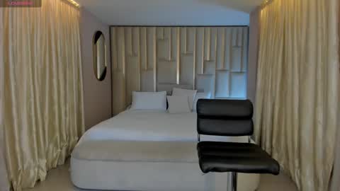 Amalia cruss online show from January 9, 2026, 8:32 pm