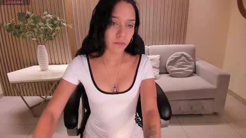 Amalia cruss online show from June 20, 2026, 8:00 pm