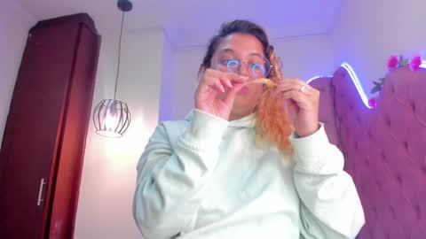 Amalia Im Back See you soon this January 7 at 10 pm Colombia time online show from February 9, 2025, 2:06 am