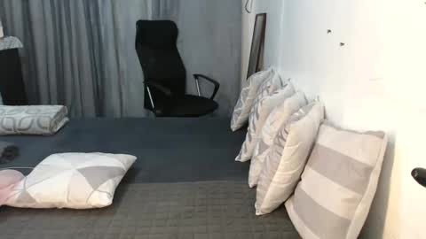 Snapshot of amaliafox11 chatting on February 7, 2025, 10:19 am amaliafox11 online show from February 7, 2025, 10:19 am