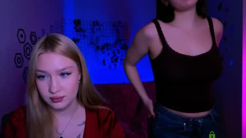 Snapshot of amalialowell chatting on April 17, 2026, 8:12 pm Amalia online show from April 17, 2026, 8:12 pm