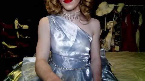 Amalie online show from March 22, 2026, 3:26 pm