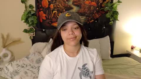         online show from October 7, 2025, 1:08 pm