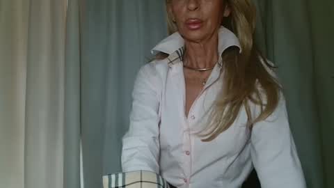 Angel or Demon online show from February 26, 2025, 11:09 am