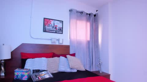 amanda29_ online show from April 1, 2026, 7:11 pm