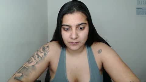 The queen of the biceps  online show from March 10, 2025, 10:34 pm