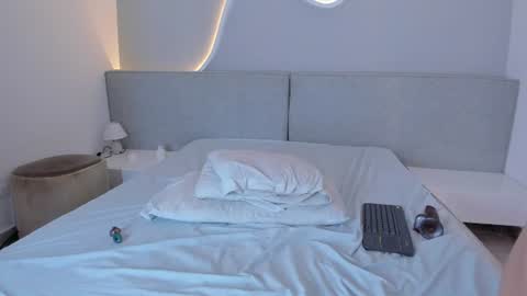 amanda_benz_ online show from July 28, 2026, 2:13 pm