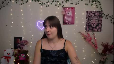 amanda_bright_ online show from July 25, 2026, 8:23 am