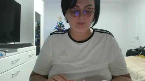 Anda .. online show from December 17, 2025, 9:32 pm