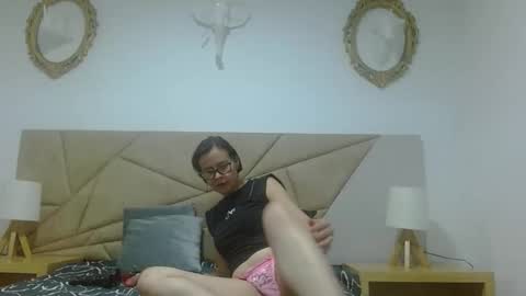 amanda_ramirez online show from November 20, 2025, 9:14 pm