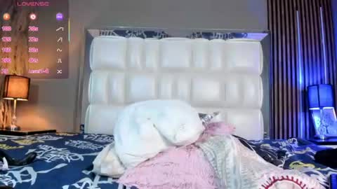 Snapshot of amanda_rogger chatting on July 21, 2026, 1:24 pm AMANDA ROGGER online show from July 21, 2026, 1:24 pm