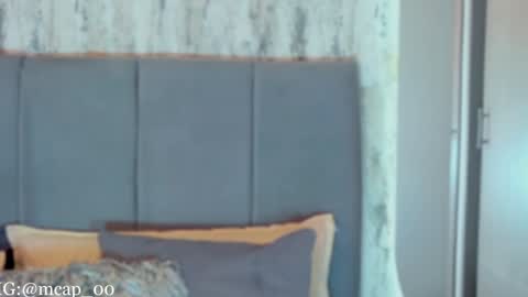 Amanda online show from January 8, 2025, 1:32 am