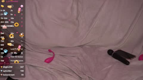 Amanda online show from January 7, 2025, 4:48 pm