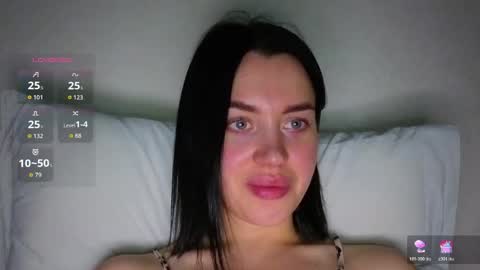 Snapshot of amandaarose chatting on May 25, 2026, 6:14 pm Amanda Rose online show from May 25, 2026, 6:14 pm