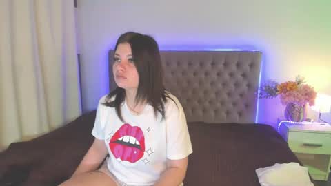 Amanda online show from July 28, 2026, 4:52 am
